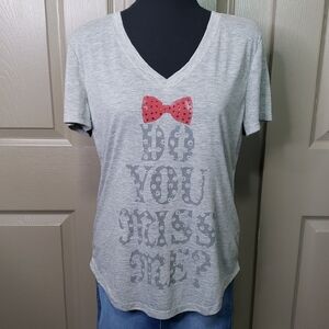 NWOT Miss Me Gray V-Neck/back T-Shirt Red Bow Rhinestone Design Size Small